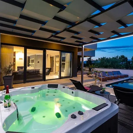 Evoque By Adriaticluxuryvillas Zára