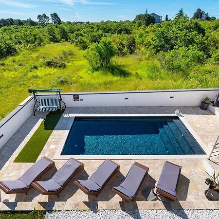 Evoque By Adriaticluxuryvillas * Zára